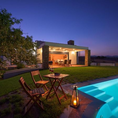 Cristelia Seafront & Pool Villa Lahaniá Kültér fotó