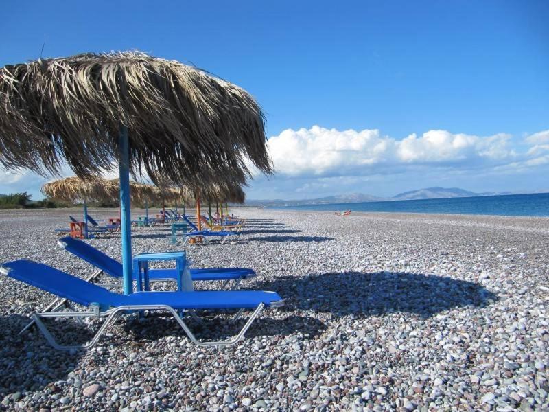 Cristelia Seafront & Pool Villa Lahaniá Kültér fotó