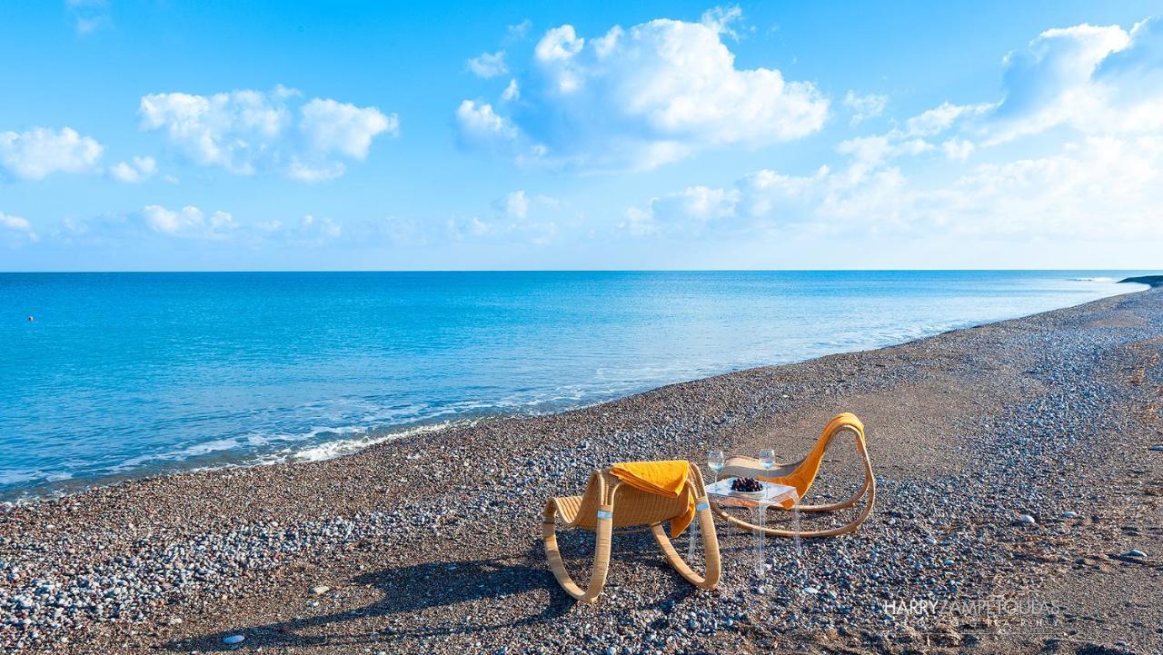 Cristelia Seafront & Pool Villa Lahaniá Kültér fotó