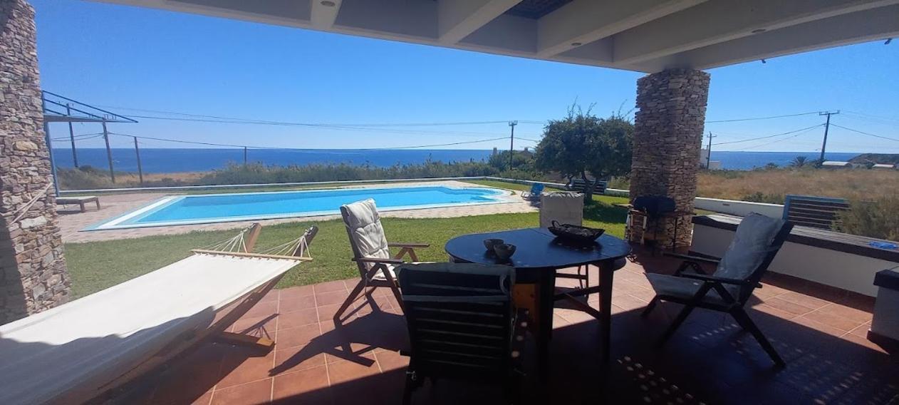 Cristelia Seafront & Pool Villa Lahaniá Kültér fotó