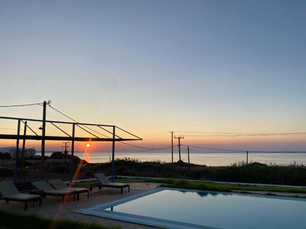 Cristelia Seafront & Pool Villa Lahaniá Kültér fotó