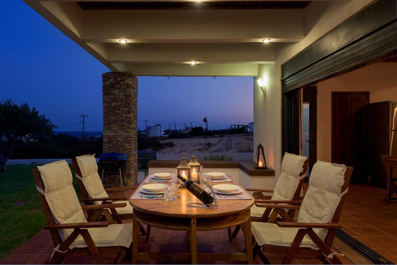 Cristelia Seafront & Pool Villa Lahaniá Kültér fotó