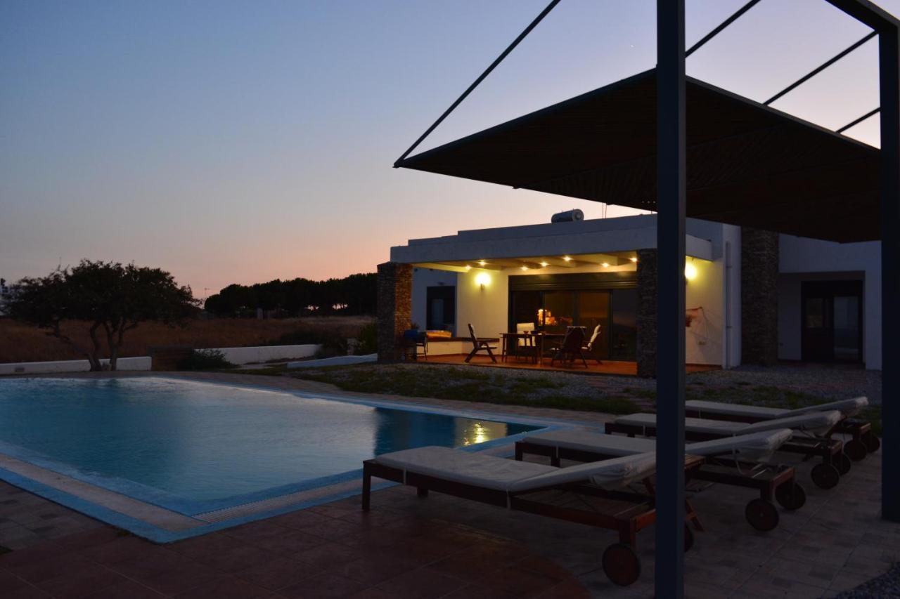 Cristelia Seafront & Pool Villa Lahaniá Kültér fotó